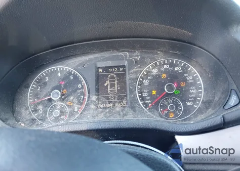 2013 Volkswagen Passat 2.5L Se z USA, uszkodzony, nr VIN 1VWBH7A34DC106651